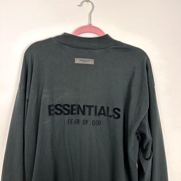 Fear of God ESSENTIALS Stretch Limo Long Sleeve Logo T-Shirt Size Large - Picture 7 of 9
